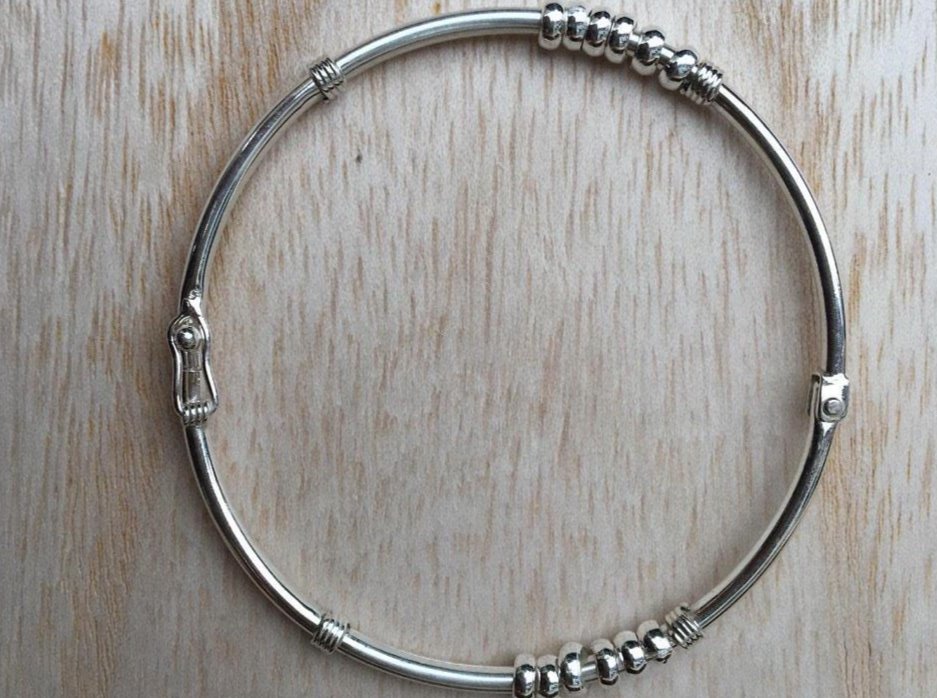 Sterling silver bangle