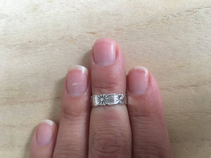 Flower Midi ring, Daisy toering, sterling silver midi ring, flower toe ring, boho midi ring, silver toe ring, adjustable midi and toe ring,