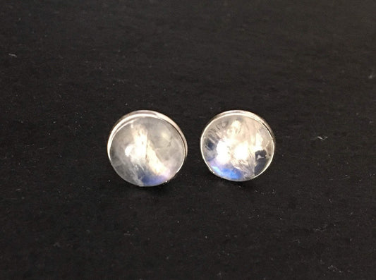 Stud moonstone sterling silver earrings Round
