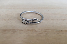 Load image into Gallery viewer, Arrow sterling silver ring, Adjustable cupid&#39;s arrow sterling silver ring, Gift for her, Gift for him, Boho silver ring, Thumb silver ring
