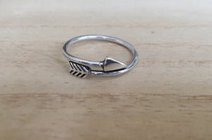 Arrow sterling silver ring, Adjustable cupid's arrow sterling silver ring, Gift for her, Gift for him, Boho silver ring, Thumb silver ring