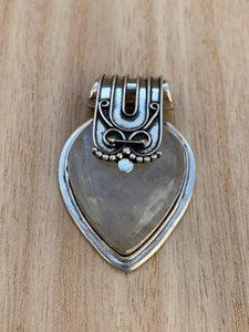 Moonstone silver pendant, Heart shaped  Rainbow Moonstone pendant, Moonstone, Moonstone necklace, Moonstone birthstone