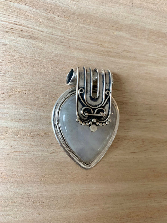 Moonstone silver pendant, Heart shaped  Rainbow Moonstone pendant, Moonstone, Moonstone necklace, Moonstone birthstone
