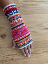 Load image into Gallery viewer, Fingerless gloves, Alpaca wool gloves, Winter gloves, Gloves for her